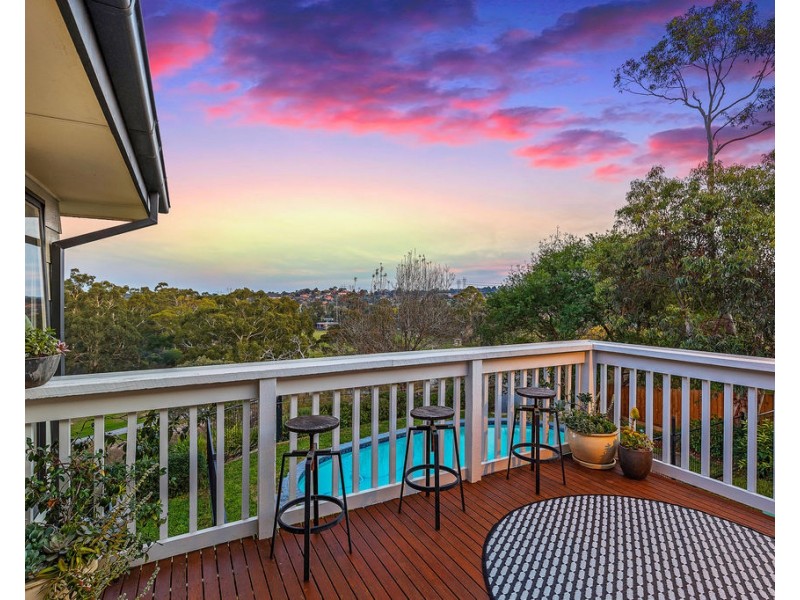 11 Fairview Crescent, Diamond Creek VIC 3089
