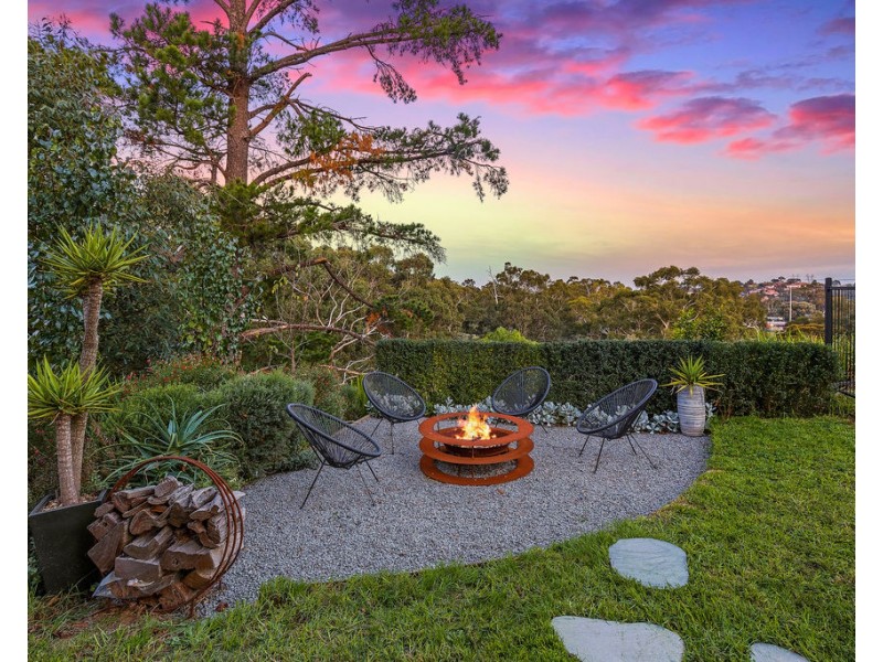 11 Fairview Crescent, Diamond Creek VIC 3089