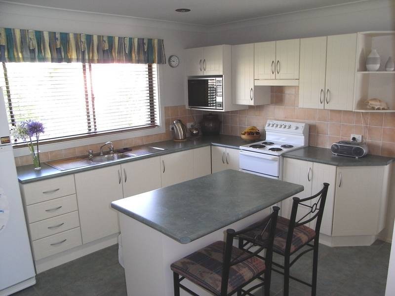 39 Illfracombe Avenue, Vincentia NSW 2540