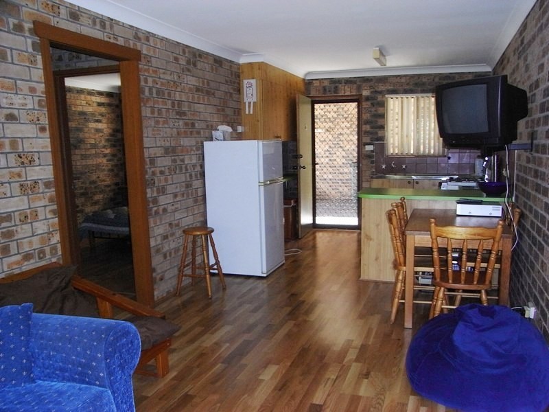 2/5-7 Bowen Street, Huskisson NSW 2540