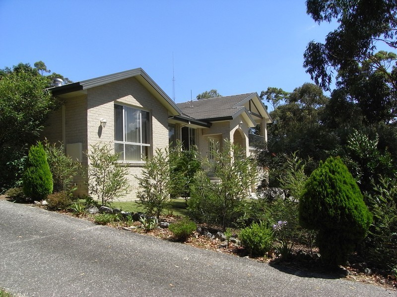 8 Grey Place, Vincentia NSW 2540