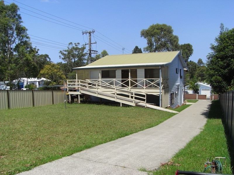 27 Bruce Street, St Georges Basin NSW 2540