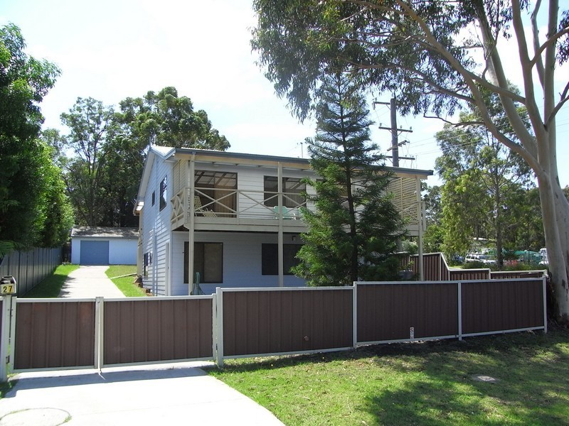 27 Bruce Street, St Georges Basin NSW 2540