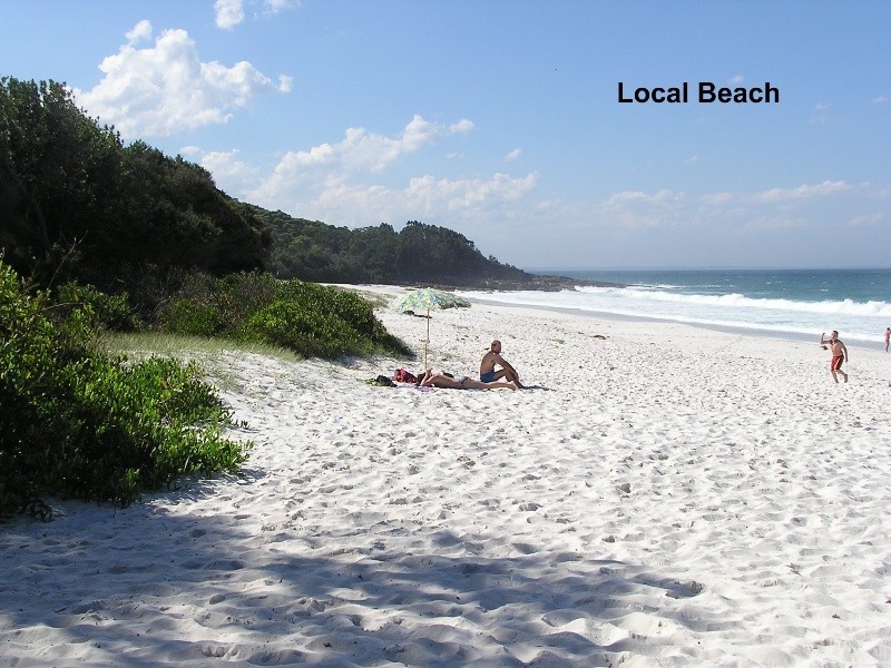 12 Rose Street, Hyams Beach NSW 2540