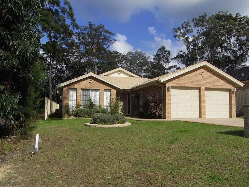 8 Carver Court, St Georges Basin NSW 2540