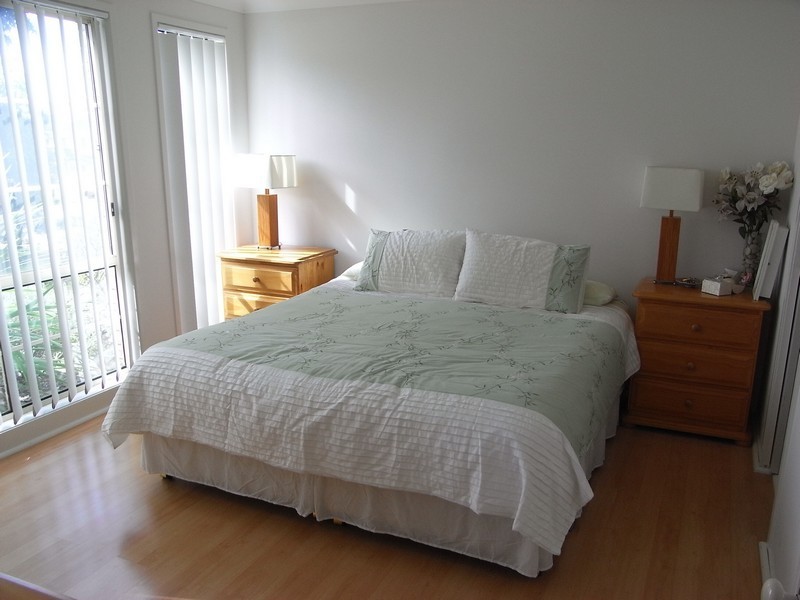 8 Carver Court, St Georges Basin NSW 2540