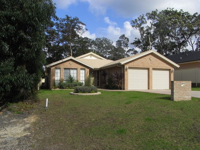 8 Carver Court, St Georges Basin NSW 2540
