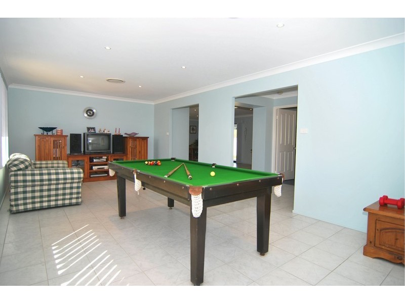 11 Nulla Place, St Georges Basin NSW 2540