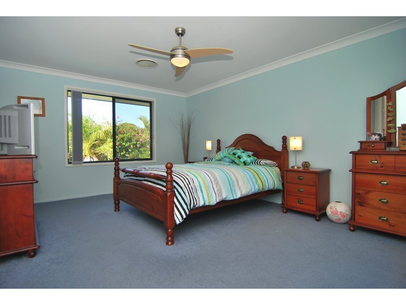 11 Nulla Place, St Georges Basin NSW 2540