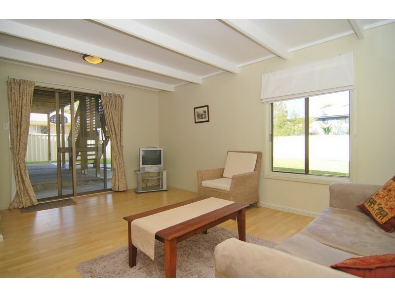 21 Macleans Point Road, Sanctuary Point NSW 2540