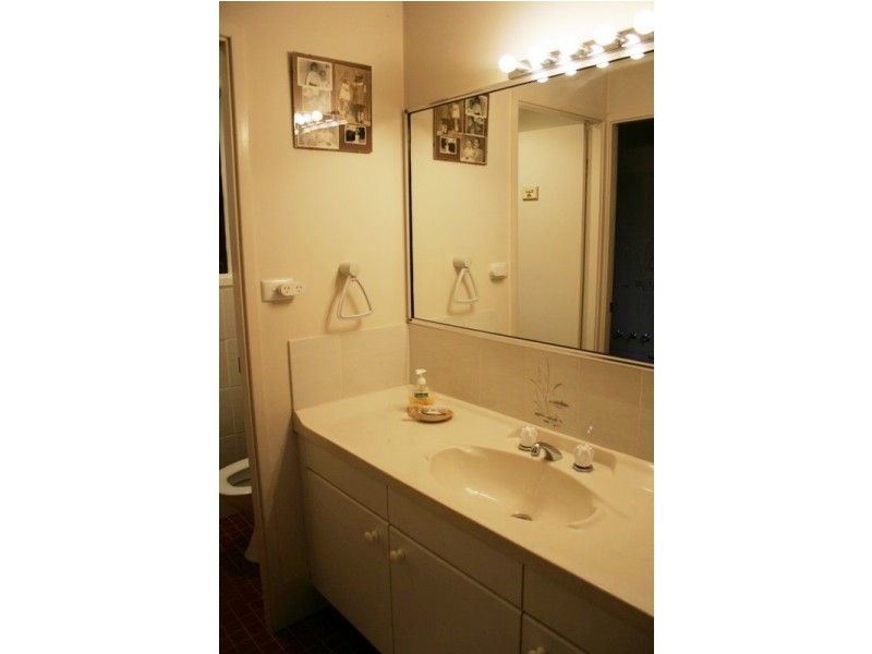 27 Frederick Street, Vincentia NSW 2540