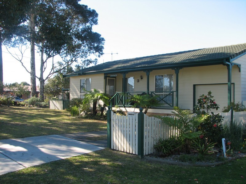 1 Curlew Street, Sanctuary Point NSW 2540