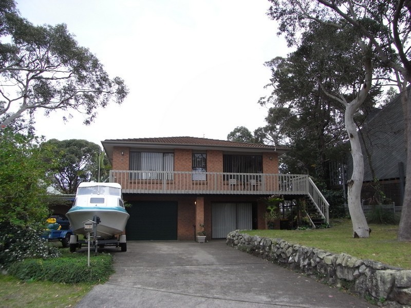 13 Saumarez Street, Vincentia NSW 2540