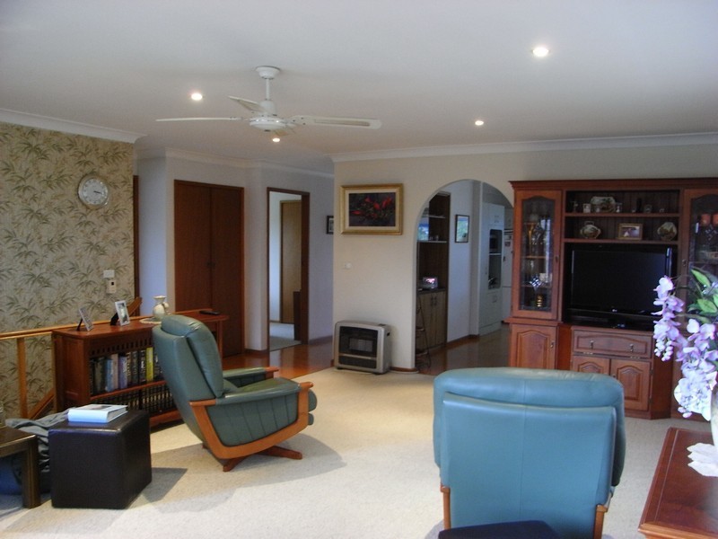 13 Saumarez Street, Vincentia NSW 2540