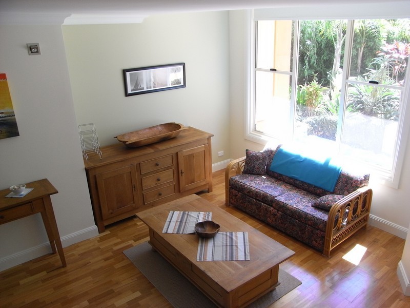 202 Greville Avenue, Sanctuary Point NSW 2540