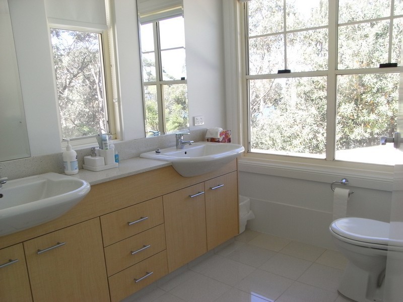 202 Greville Avenue, Sanctuary Point NSW 2540