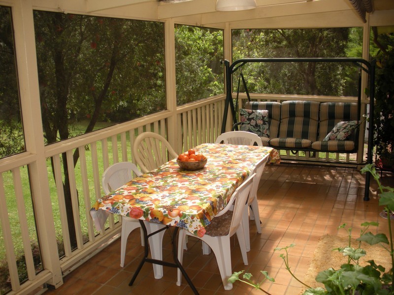 10 Linnane Street, Falls Creek NSW 2540