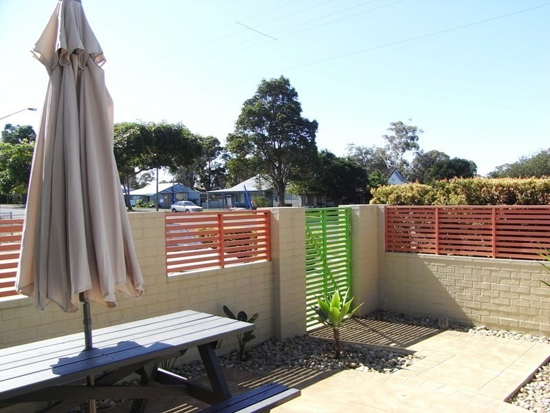 2/61 Hawke Street, Huskisson NSW 2540