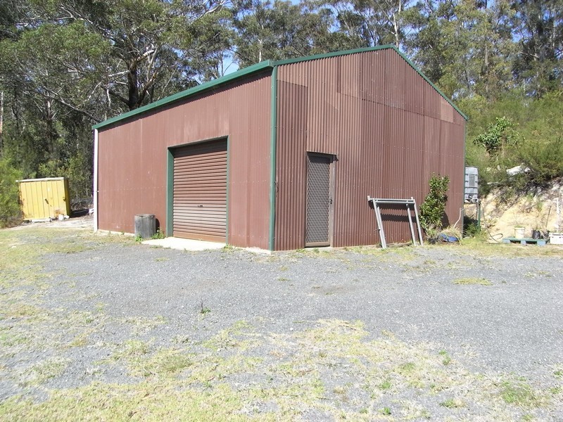 18 Mcarthur Drive, Falls Creek NSW 2540