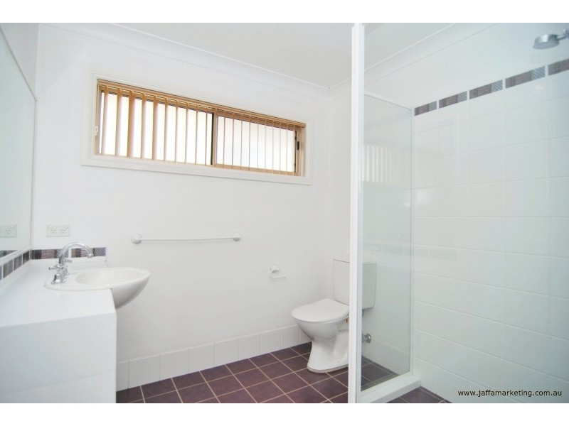 8 Albion Street, Vincentia NSW 2540