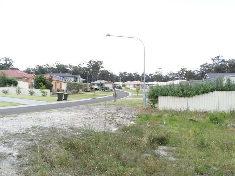 37 Turvey Crescent, St Georges Basin NSW 2540