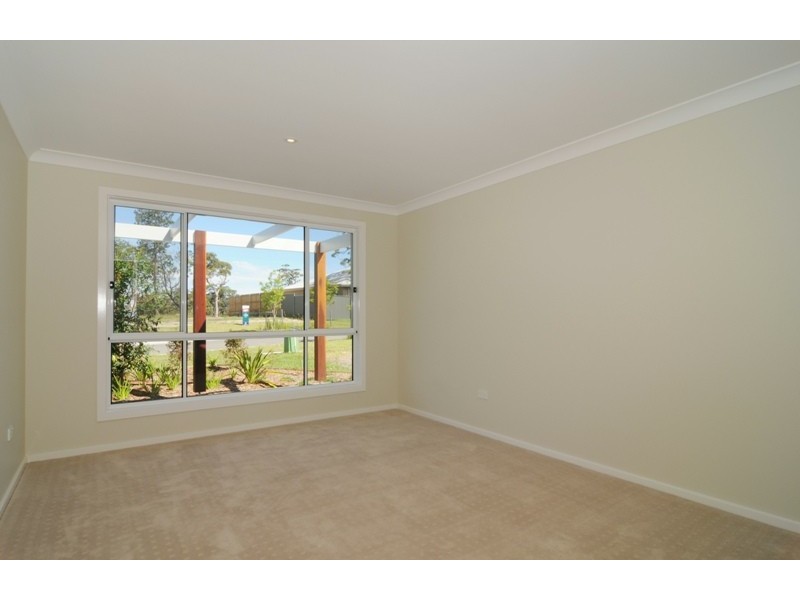5 Galley Road, Vincentia NSW 2540