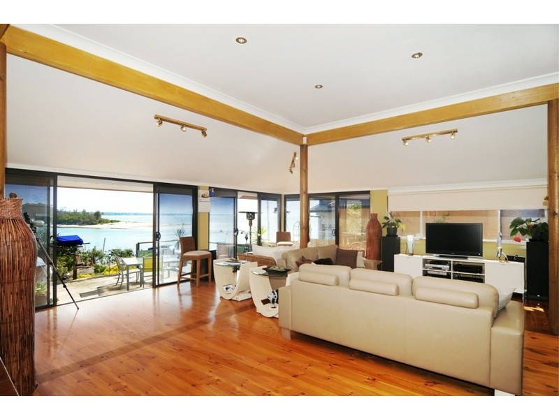 15 Field Street, Huskisson NSW 2540