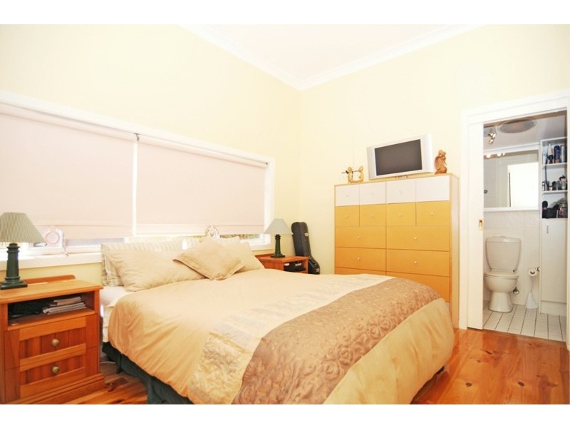 15 Field Street, Huskisson NSW 2540