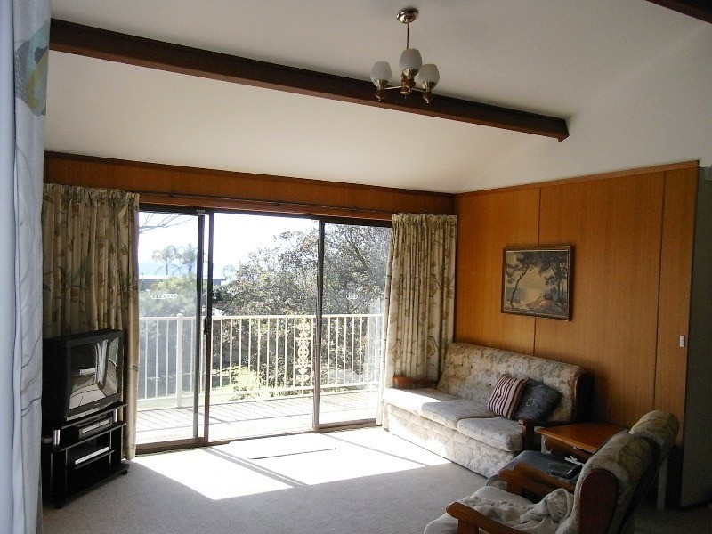 4 Deas Thomson Street, Vincentia NSW 2540