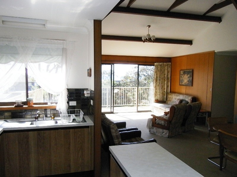 4 Deas Thomson Street, Vincentia NSW 2540
