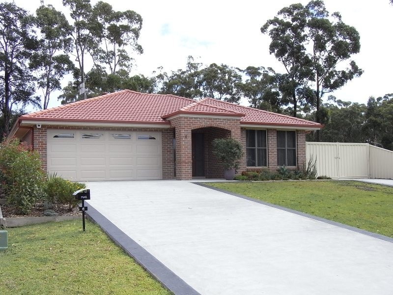 6 Paino Crescent, Sanctuary Point NSW 2540