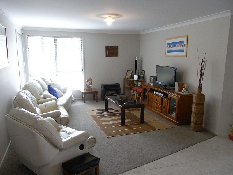 6 Paino Crescent, Sanctuary Point NSW 2540