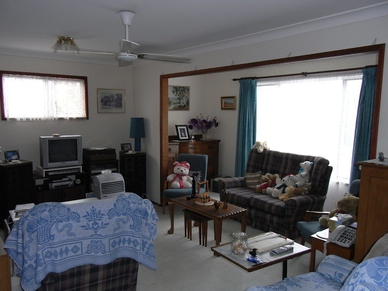 11 John Street, Basin View NSW 2540
