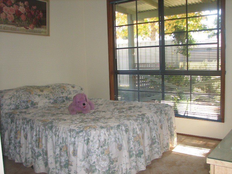 13 Elanora Parade, Basin View NSW 2540