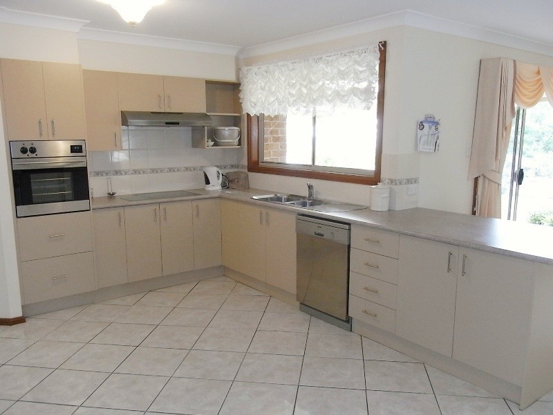 14 Kells Road, Tomerong NSW 2540