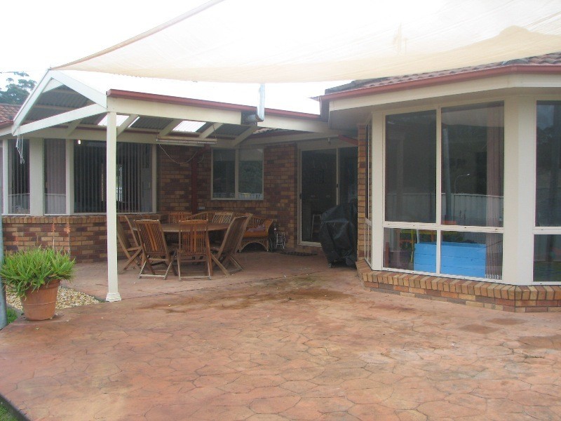 1 Moroney Avenue, St Georges Basin NSW 2540