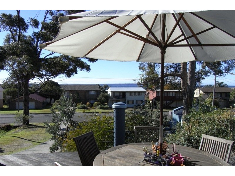 303 Elizabeth Drive, Vincentia NSW 2540