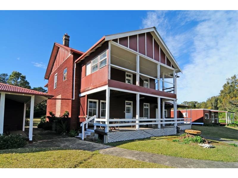 1 Ellmoos Road, Sussex Inlet NSW 2540