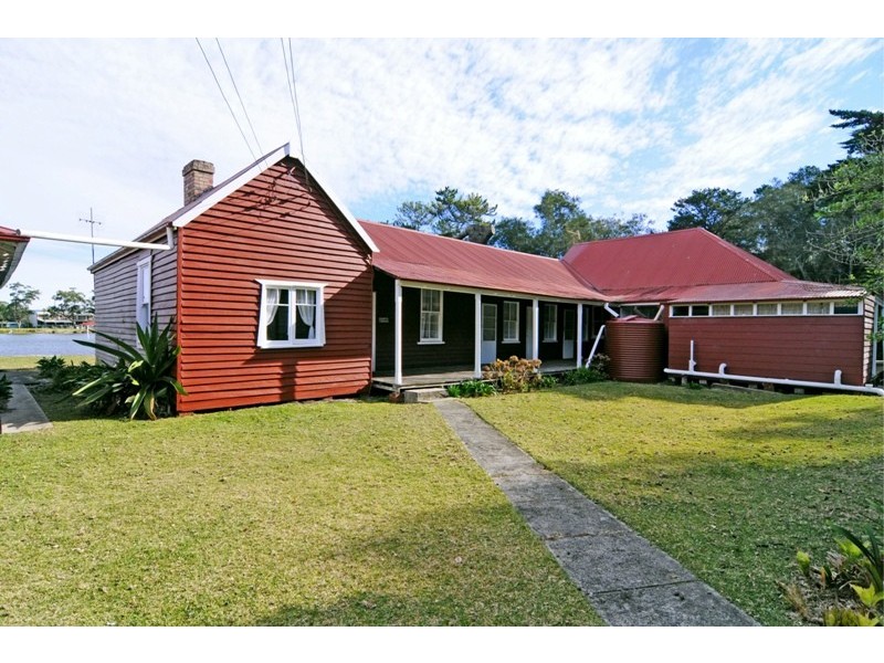 1 Ellmoos Road, Sussex Inlet NSW 2540