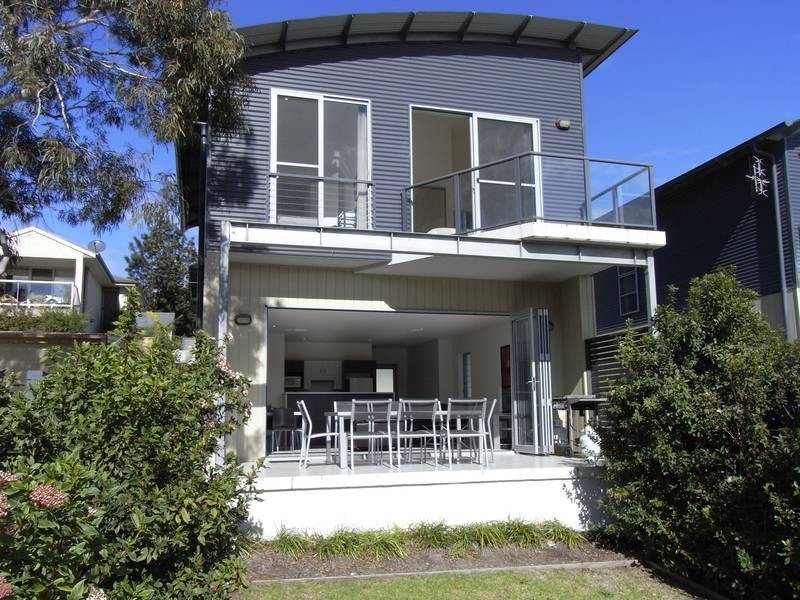 1/225 Elizabeth Drive, Vincentia NSW 2540