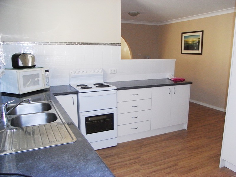 14 Beach Street, Vincentia NSW 2540