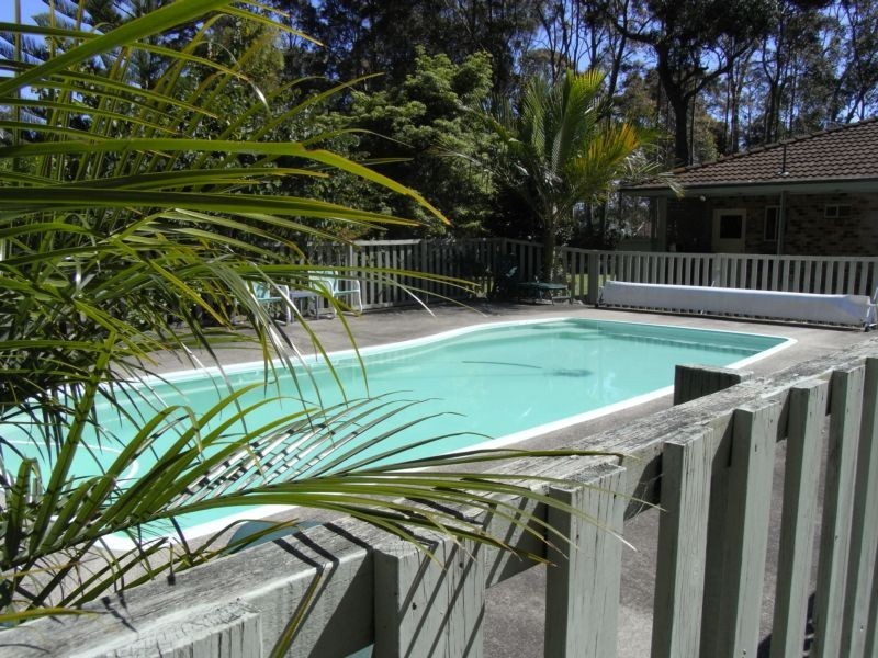 12 Streamside Street, Woollamia NSW 2540