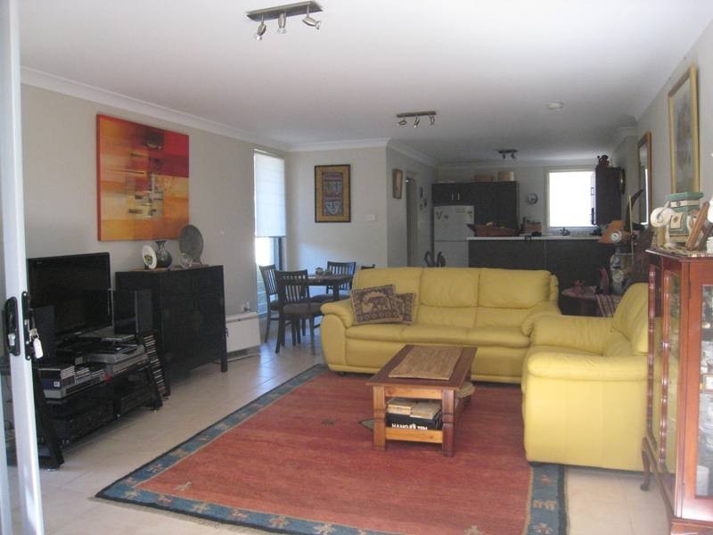 2/21 Duncan Street, Huskisson NSW 2540