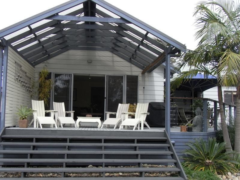 13 First Avenue, Erowal Bay NSW 2540