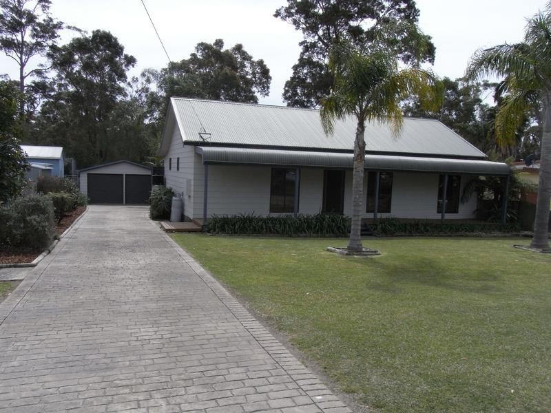 13 First Avenue, Erowal Bay NSW 2540
