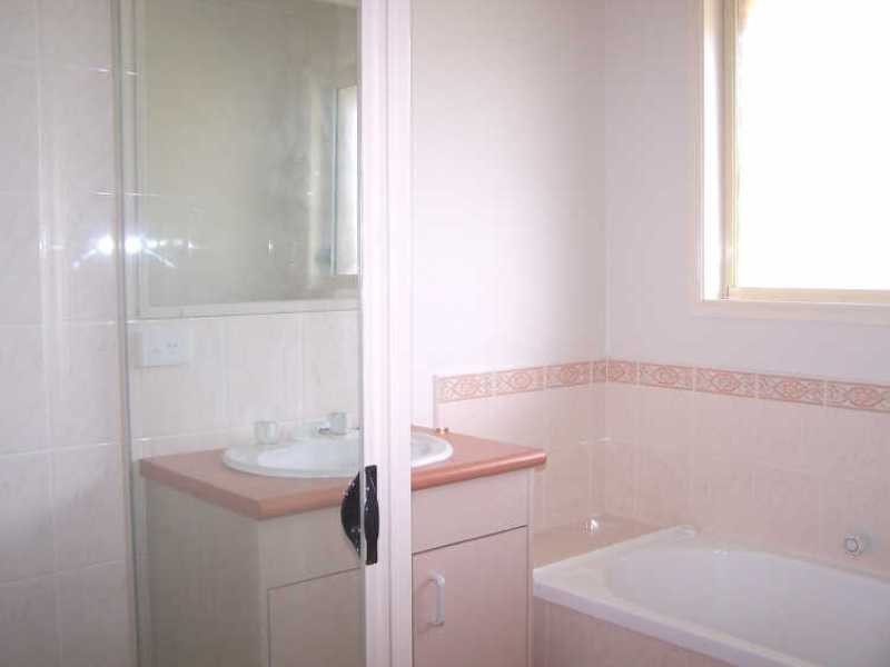 4 Kenneth Avenue, Sanctuary Point NSW 2540