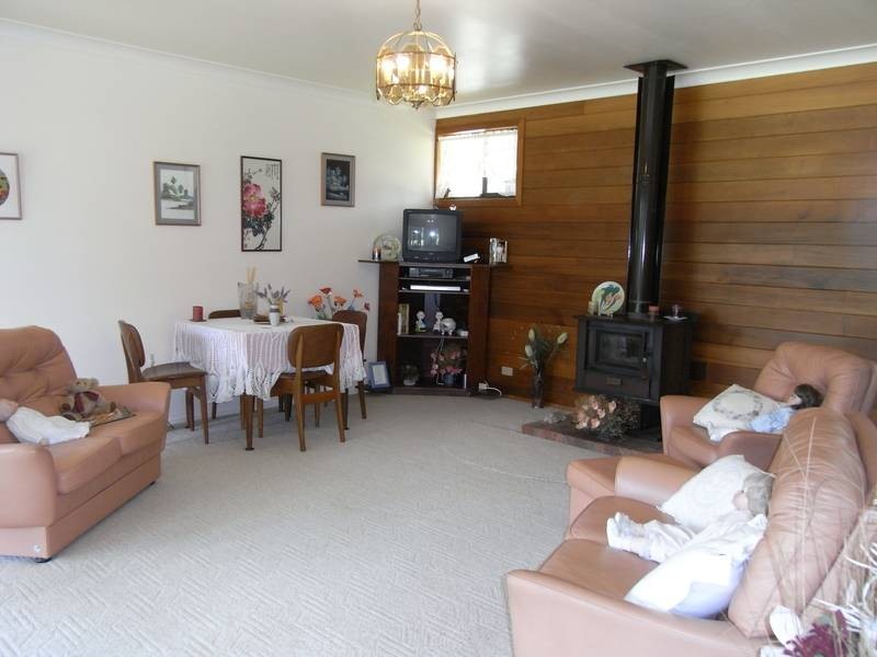 369 Sussex Inlet Road, Sussex Inlet NSW 2540