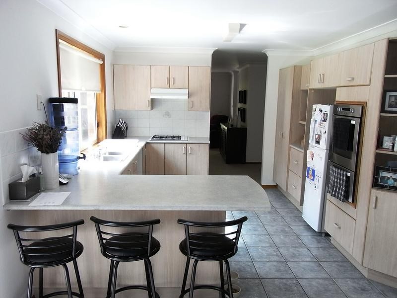 28 Claylands Drive, St Georges Basin NSW 2540