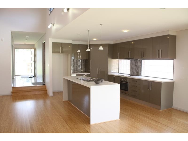 17 Capeland Avenue, Sanctuary Point NSW 2540