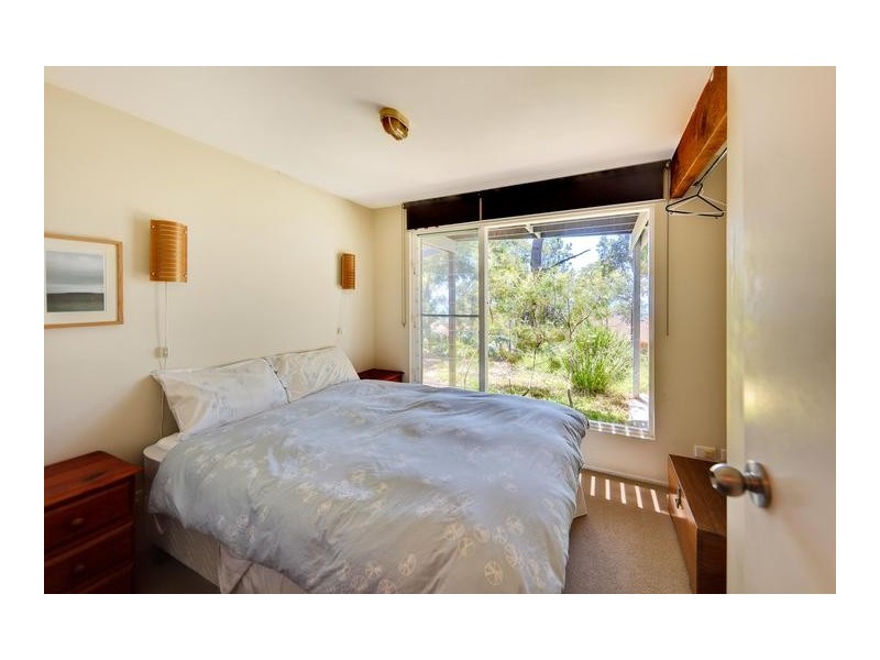 10 Caroline Street, Vincentia NSW 2540